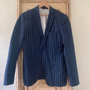 ZARA 36R Pinstripe Blazer!